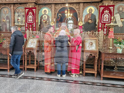 Шумен - храм „Свети Три Светители“ - литургия