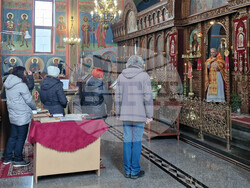 Шумен - храм „Свети Три Светители“ - литургия