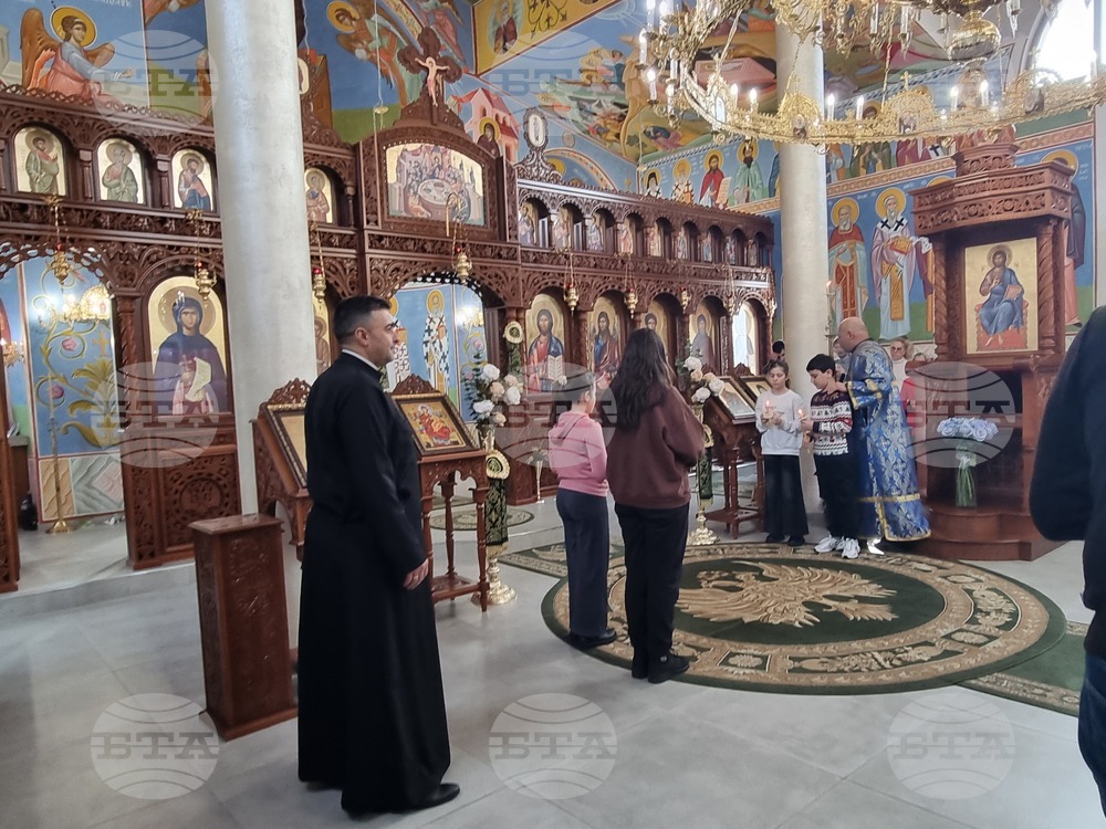 Сливен - неделно богослужение