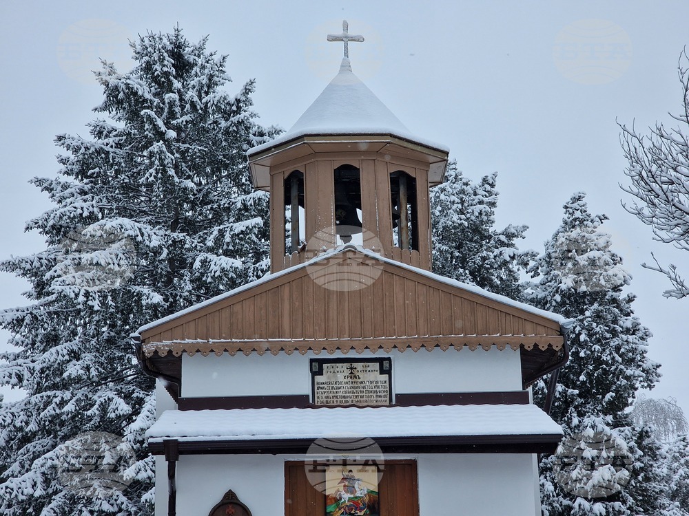 Разград - храм „Св. Георги Победоносец“ - литургия