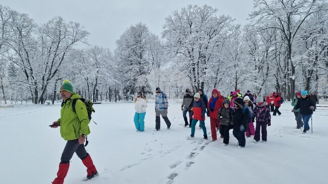 Туристическото дружество „Буйна гора“ в Разград откри спортно-туристическия сезон с традиционен поход до телевизионната кула