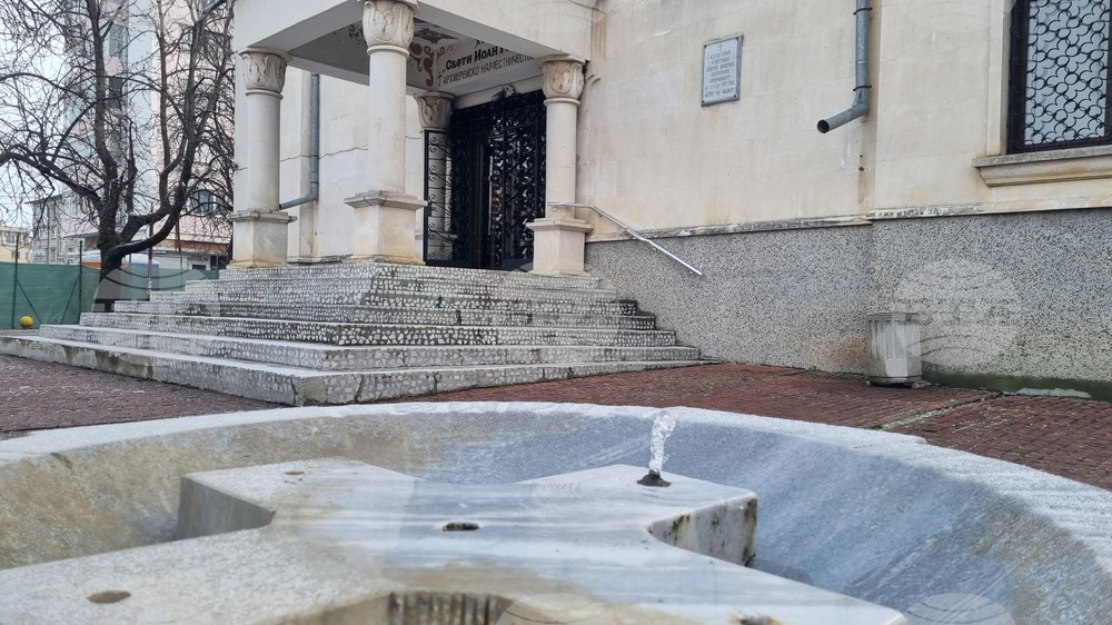 Търговище - неделна служба - отец Димитър Захариев