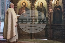 Търговище - неделна служба - отец Димитър Захариев