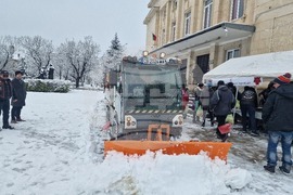 Разград - улици - сняг - почистване