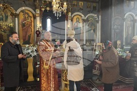 Село Сланотрън - храм „Успение Богородично“ - литургия