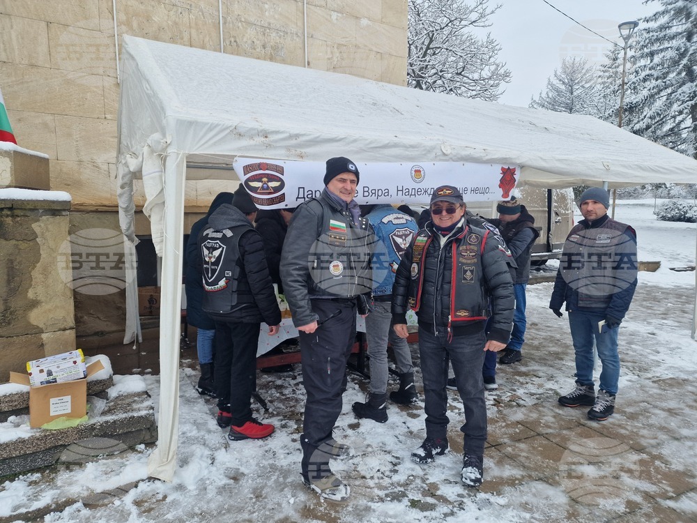 Разград - мотористи - топъл обяд