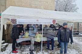 Разград - мотористи - топъл обяд