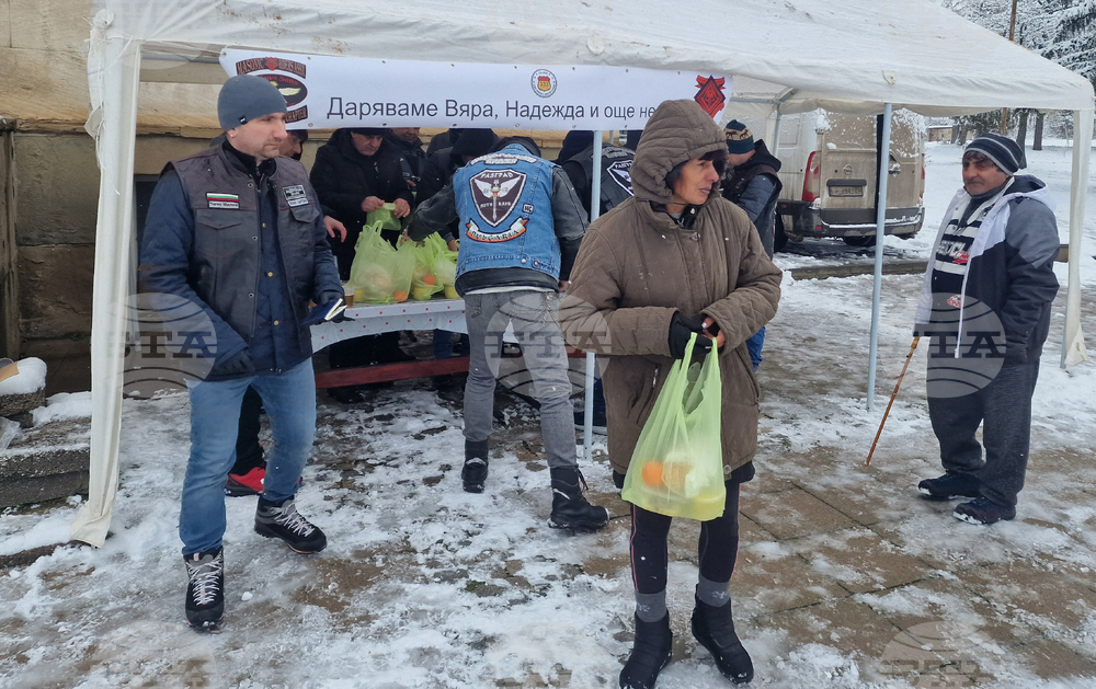 Разград - мотористи - топъл обяд