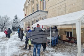 Разград - мотористи - топъл обяд