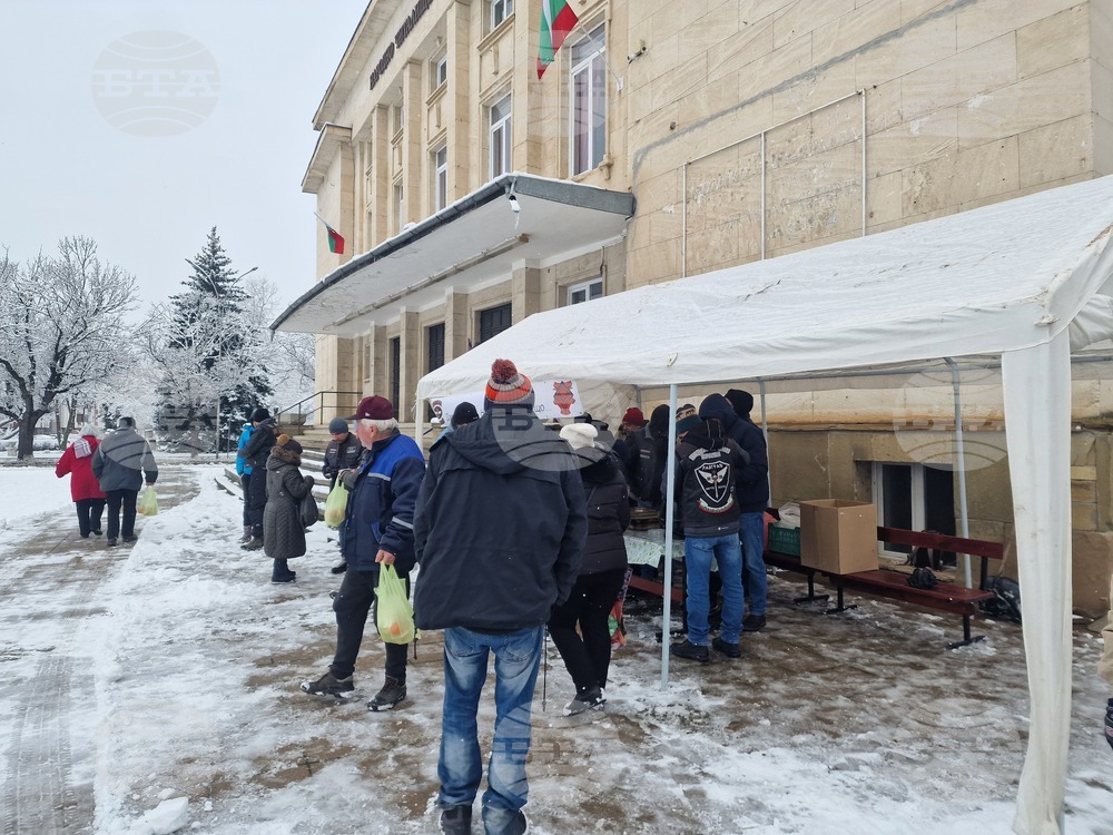 Разград - мотористи - топъл обяд