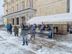 Разград - мотористи - топъл обяд