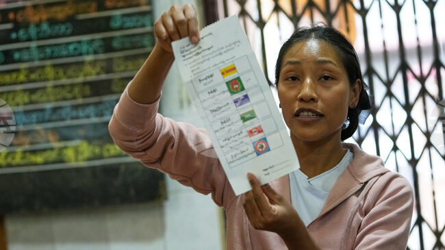 Подкрепяната от хунтата Съюзна партия за солидарност и развитие обяви, че е спечелила мнозинство в долната камара на парламента в Мианма