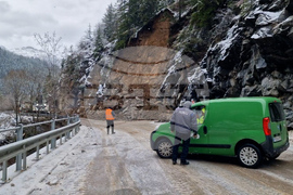 Свлачище - републикански път - Смолян - Девин