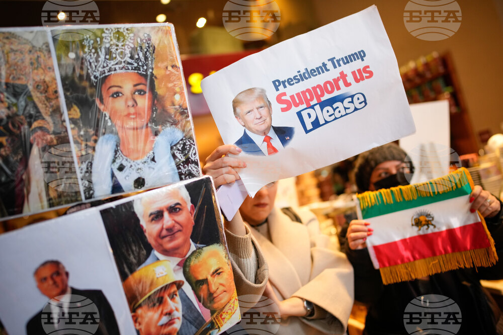 "Няма връщане назад" след протестите в Иран, заяви вдовицата на сваления шах