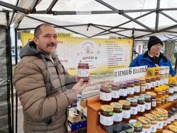 Ямбол - пчелари - село Омарчево