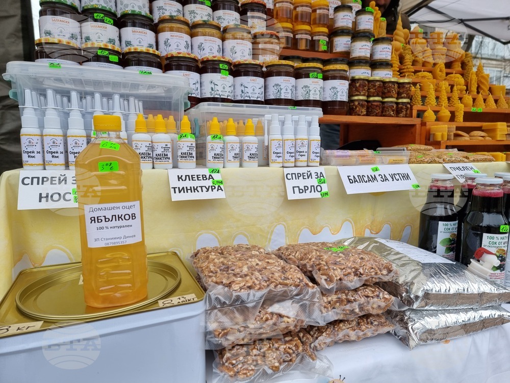 Ямбол - пчелари - село Омарчево