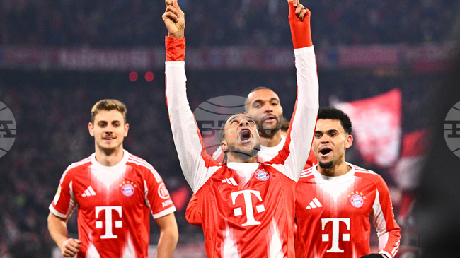 Спортният директор на Байерн Мюнхен сравни Олисе и Диас с Робен и Рибери