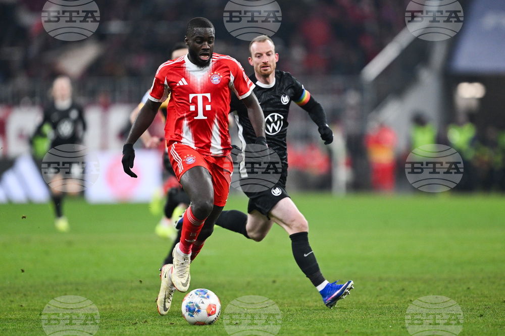 Байерн Мюнхен обяви продължаването на договора си с Упамекано