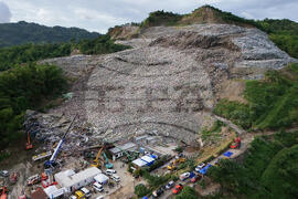APTOPIX Philippines Landfill Collapse