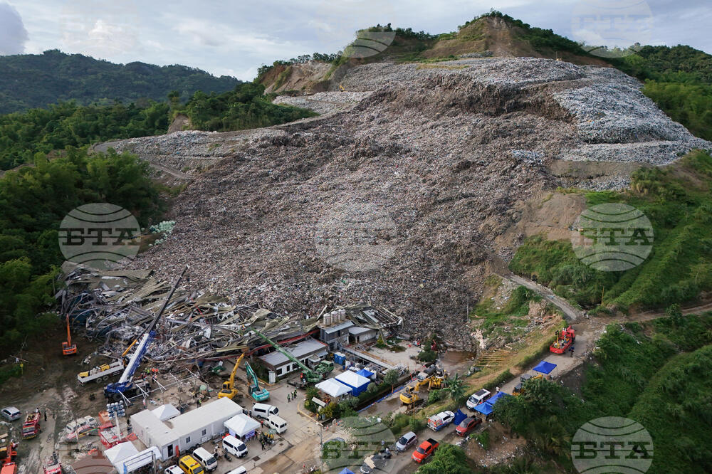 APTOPIX Philippines Landfill Collapse