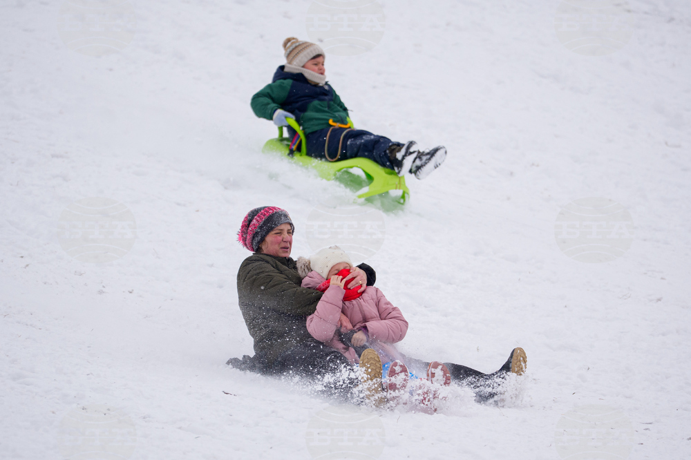 APTOPIX Romania Weather