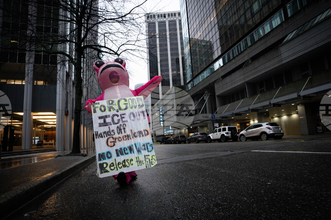 Canada US Ice Out Rally