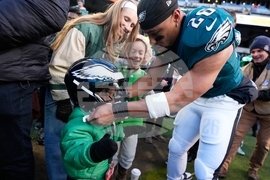 49ers Eagles Football