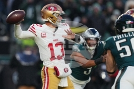 49ers Eagles Football