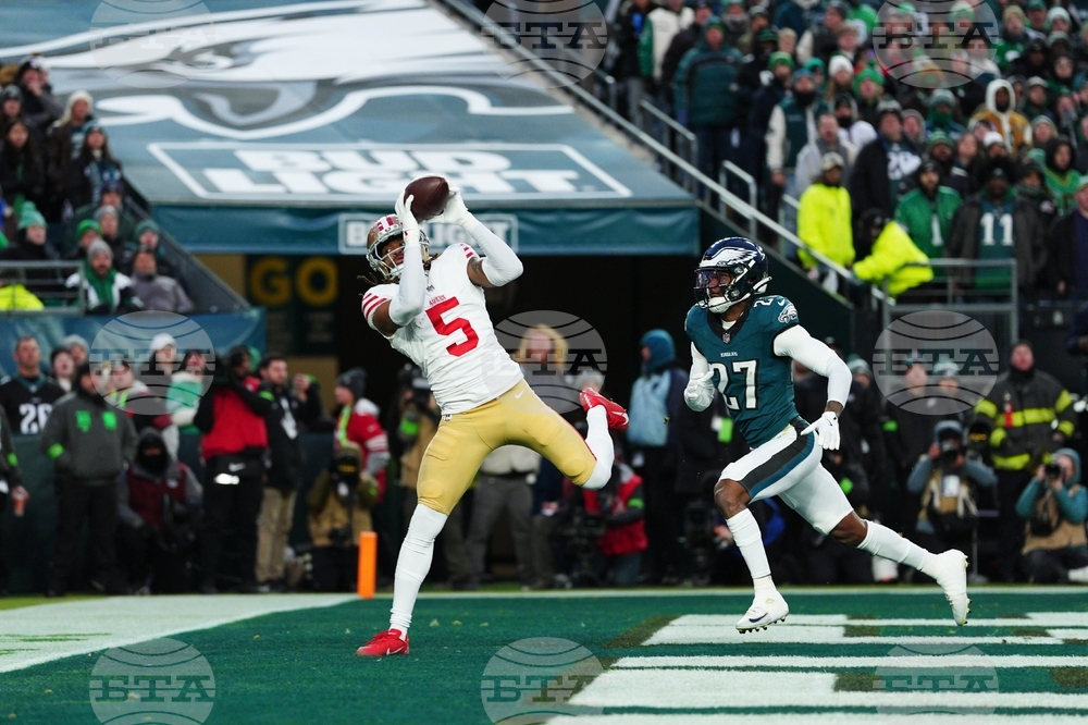 49ers Eagles Football