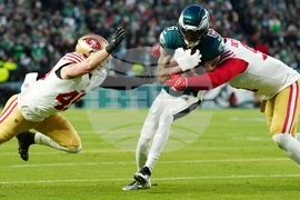 49ers Eagles Football