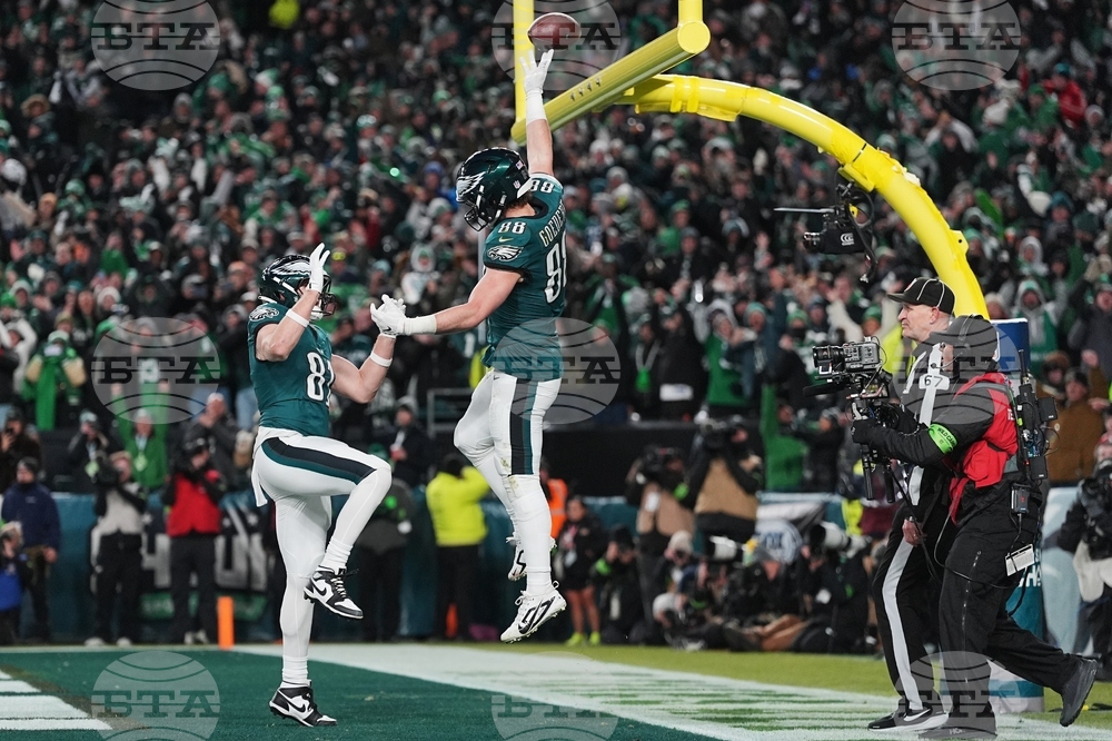 49ers Eagles Football