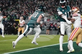 49ers Eagles Football