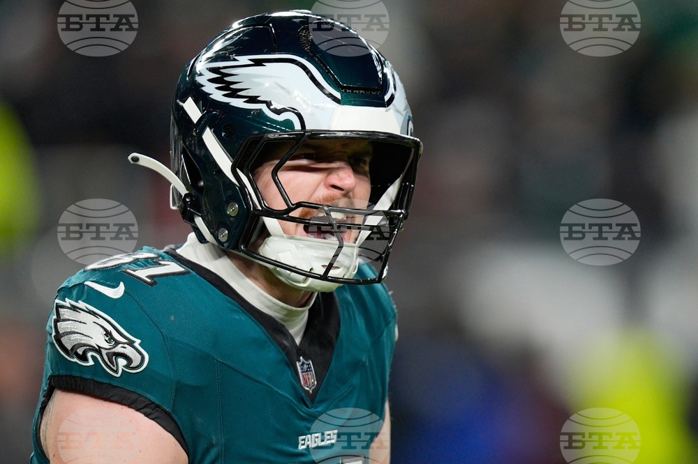 49ers Eagles Football