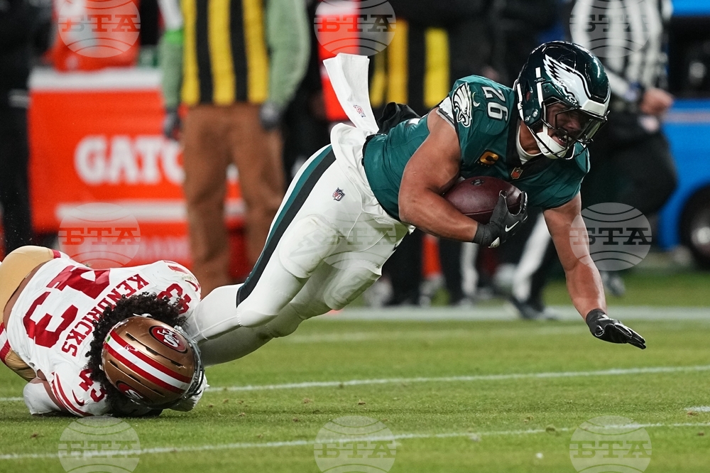 49ers Eagles Football