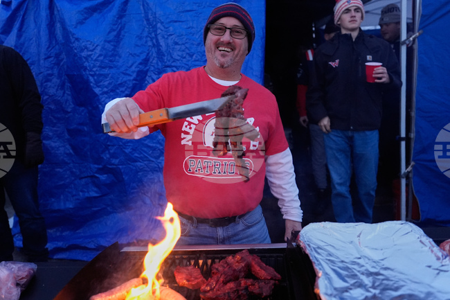 Chargers Patriots Football