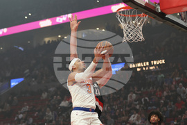 Knicks Trail Blazers Basketball
