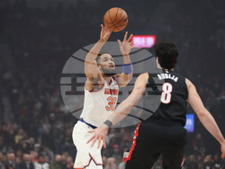 Knicks Trail Blazers Basketball
