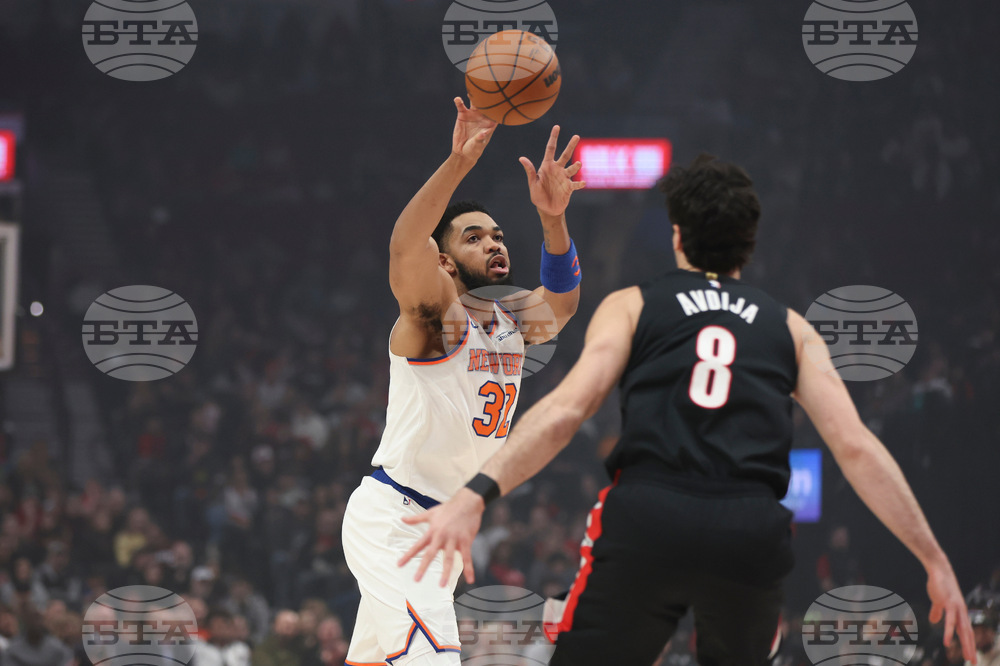 Knicks Trail Blazers Basketball