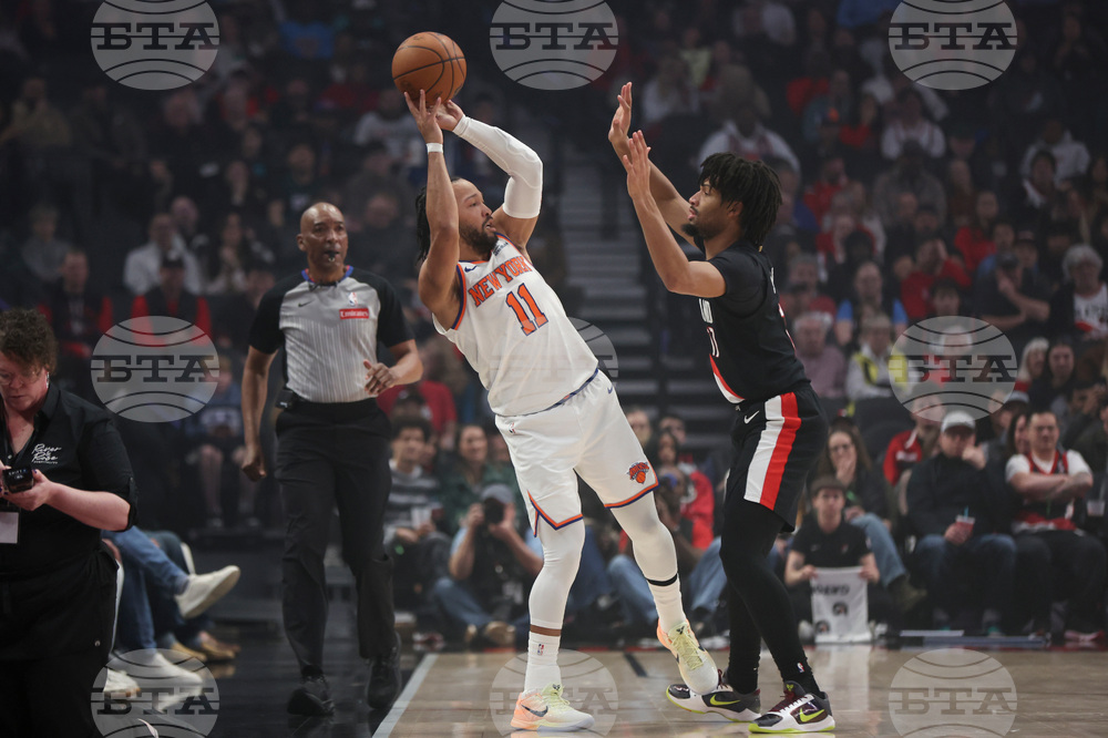 Knicks Trail Blazers Basketball