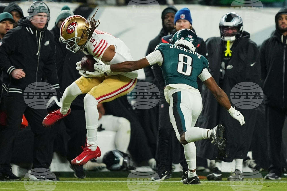 49ers Eagles Football