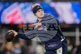 Chargers Patriots Football