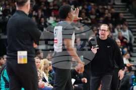 76ers Raptors Basketball