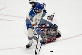 PWHL Goldeneyes Victoire Hockey