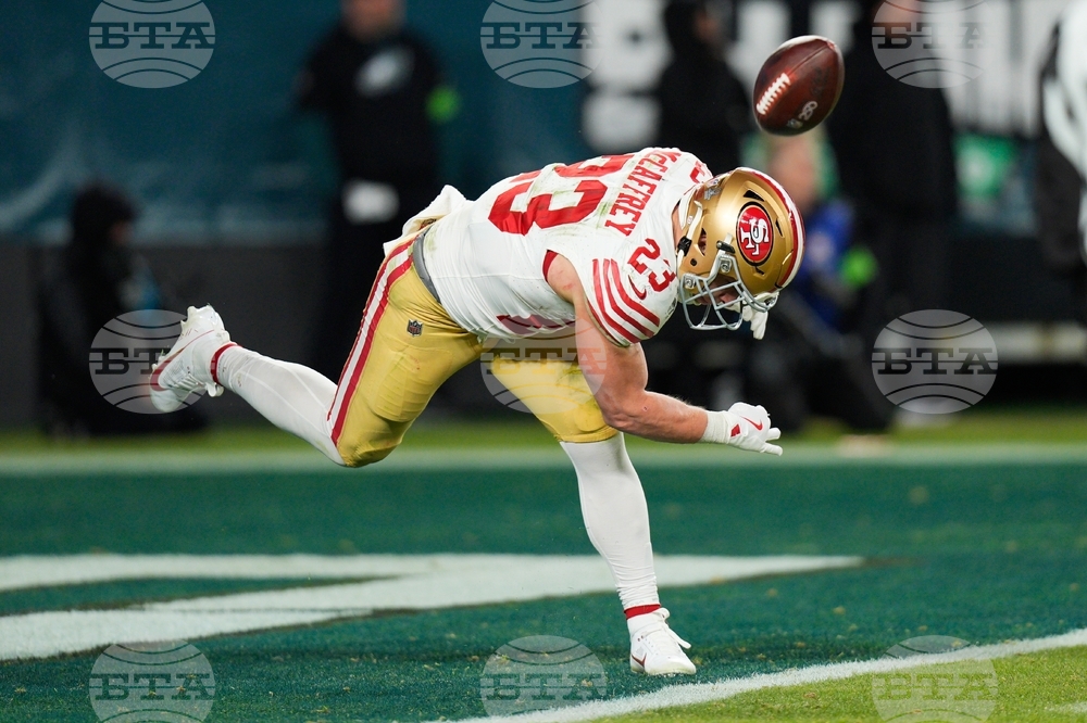 49ers Eagles Football