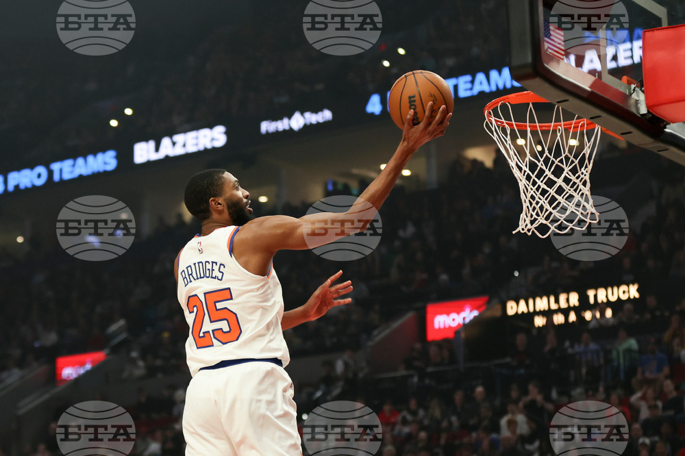 Knicks Trail Blazers Basketball