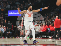 Knicks Trail Blazers Basketball