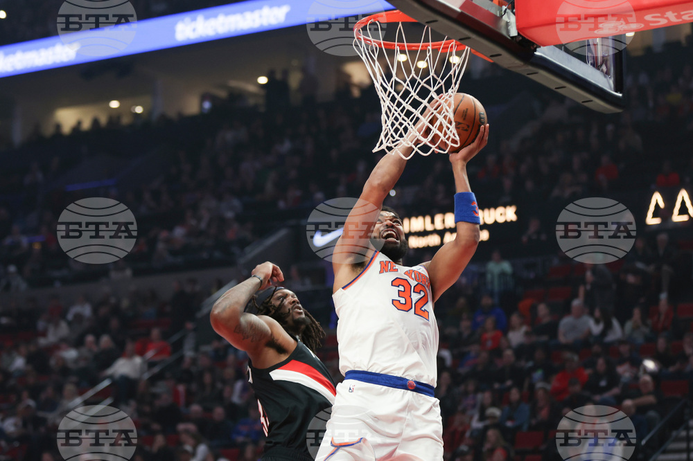 Knicks Trail Blazers Basketball