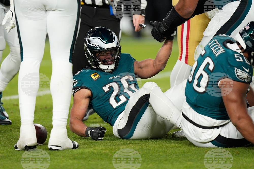 49ers Eagles Football