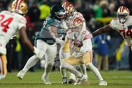 49ers Eagles Football
