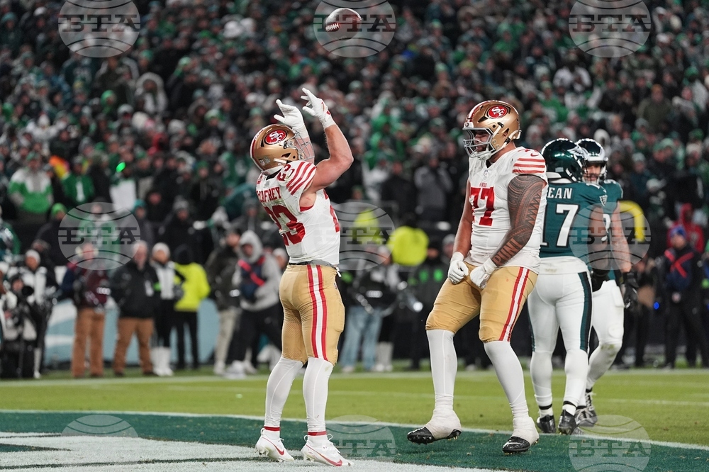 49ers Eagles Football